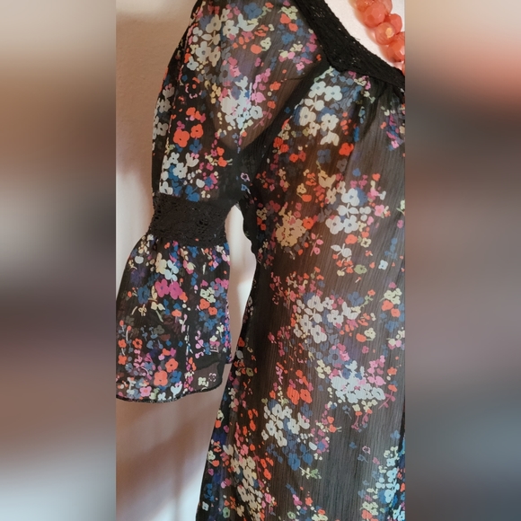 Dress - Picture 6 of 8